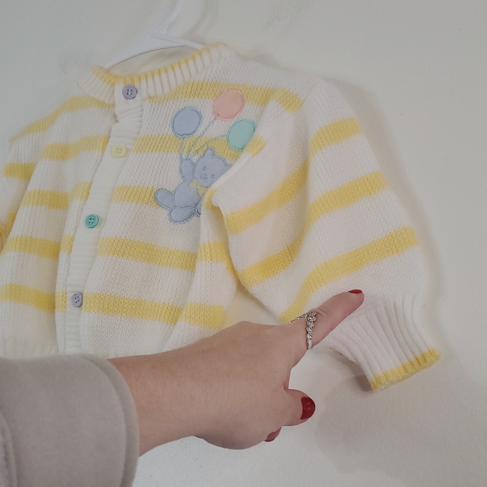 Vintage Fisher Price Stripped Button Sweater Size 24 Months Teddy Bear Balloon - Picture 2 of 10